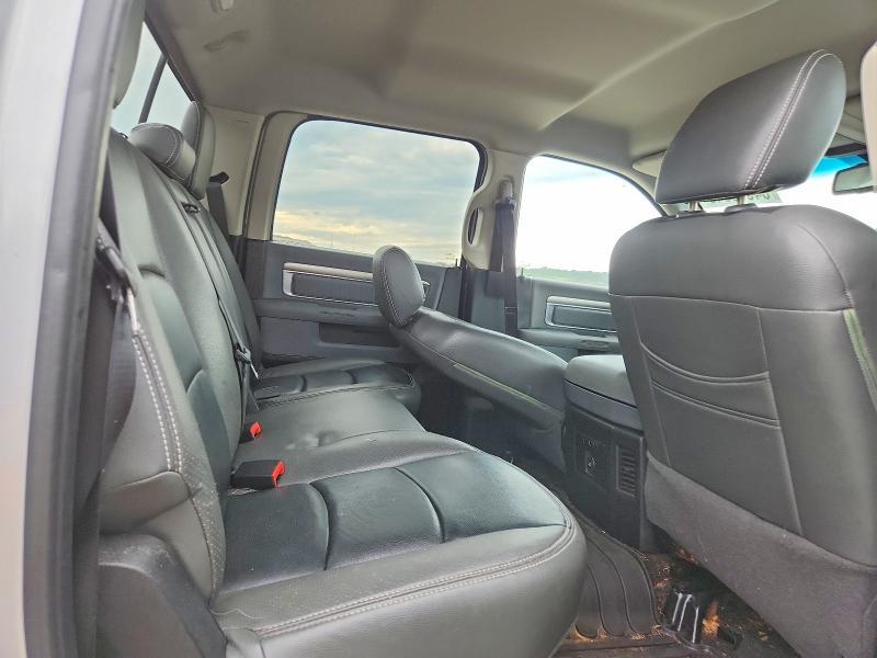 2015 Dodge RAM 1500 SLT