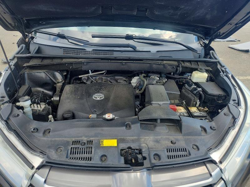 2018 Toyota Highlander LE