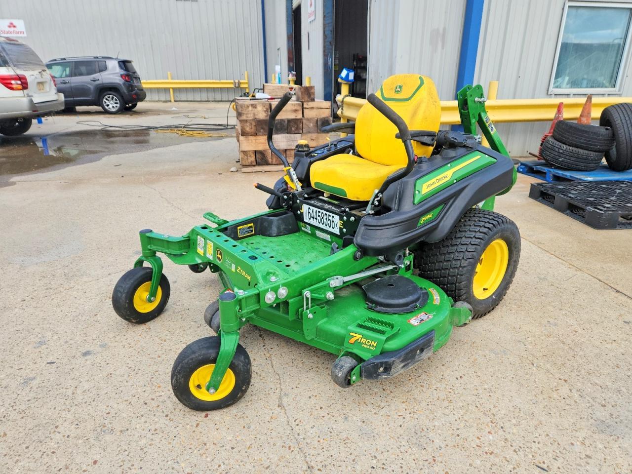2024 John Deere Z915E Lawn Mower