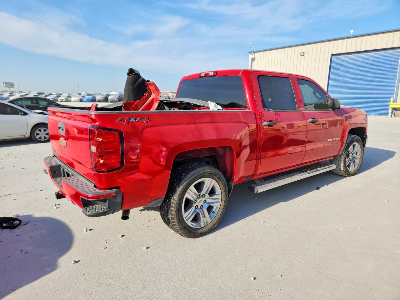 2018 Chevrolet Silverado K1500 Custom