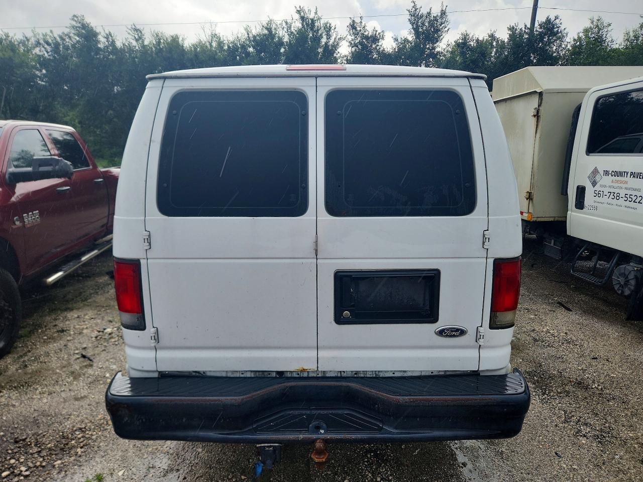 2013 Ford Econoline E250 Van