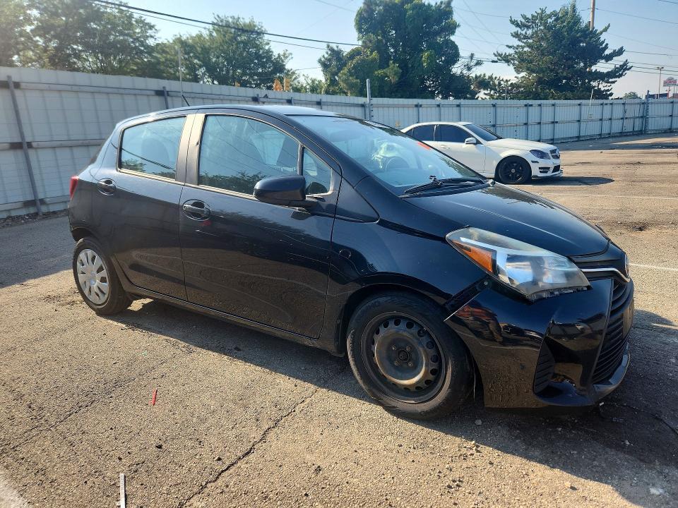 2017 Toyota Yaris 5-door l Fleet