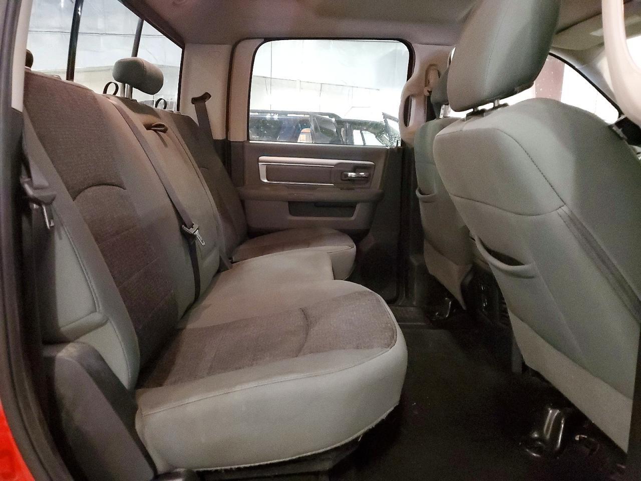 2015 Dodge RAM 1500 SLT