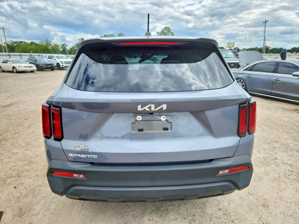 2023 KIA Sorento lx