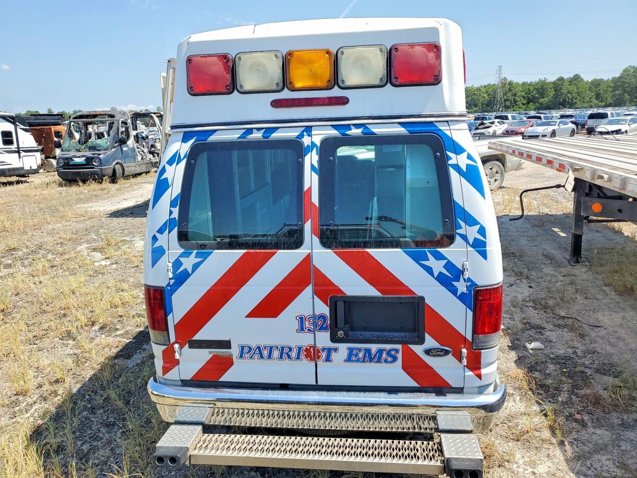 2013 Ford Econoline E350 Super Duty Van