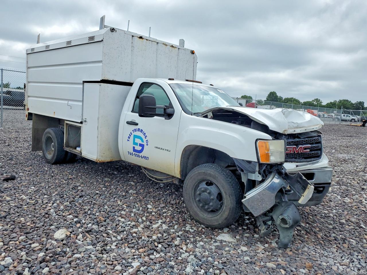 2011 GMC Sierra Chipper Truck