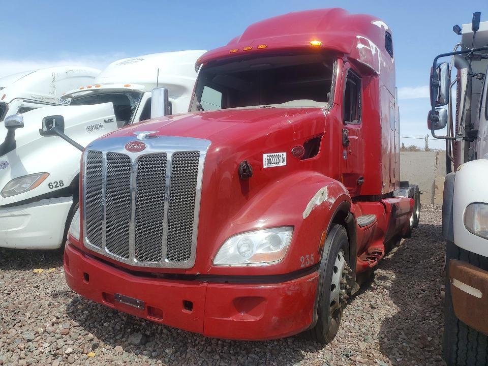 2020 Peterbilt 579 Semi Truck