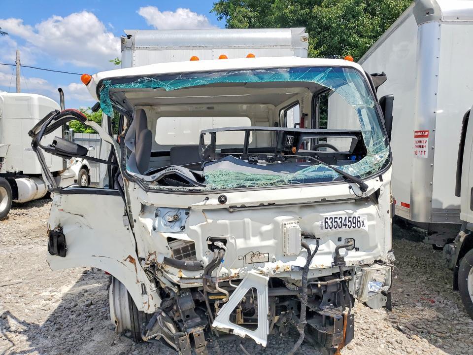 2021 Isuzu NPR HD BOX Truck