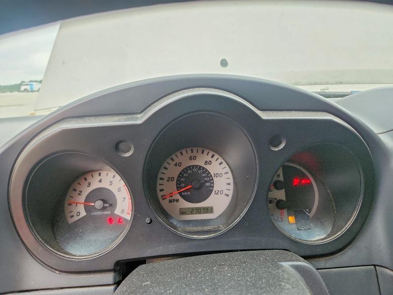 2004 Nissan Frontier XE-V6