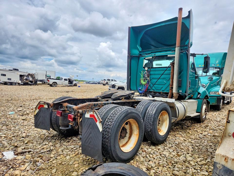 2016 International Prostar Semi Truck