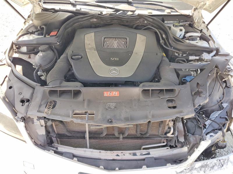 2011 Mercedes-Benz C300