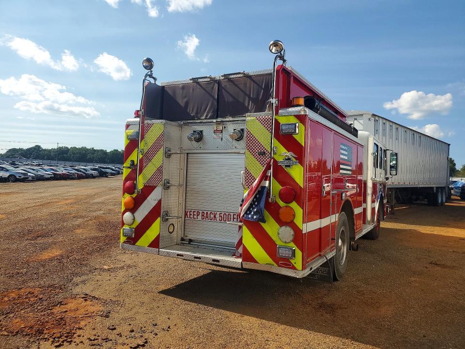 2002 American La France Eagle Pumper Fire Truck