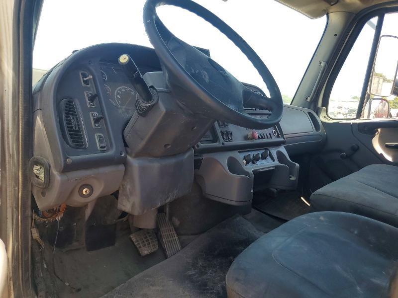 2014 Freightliner Business Class M2 Refuse Truck