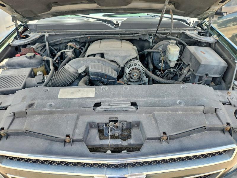 2013 Chevrolet Avalanche LS