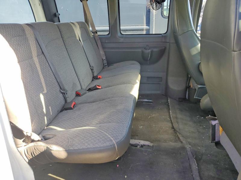 2017 Chevrolet Express G3500 LT