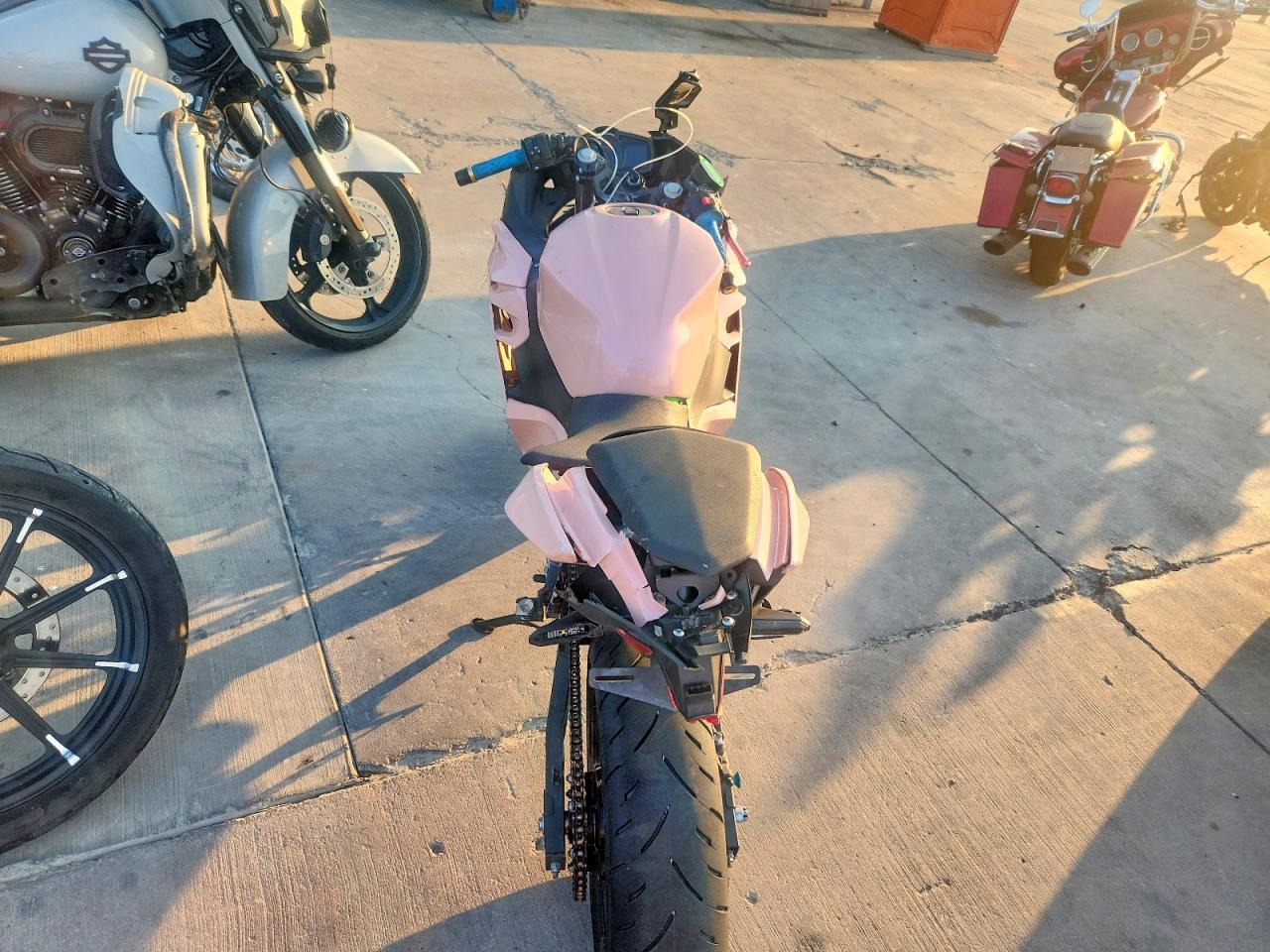 2020 Kawasaki EX400