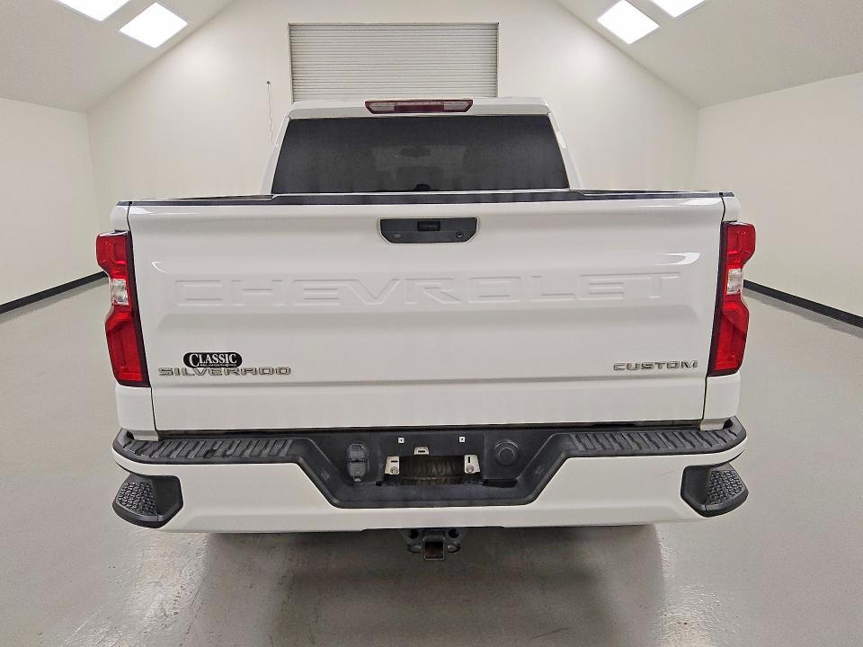 2021 Chevrolet Silverado C1500 Custom