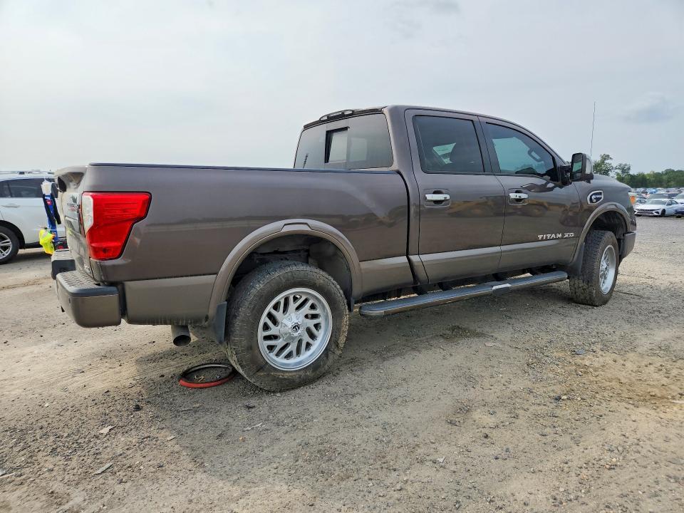 2016 Nissan Titan XD Platinum Reserve