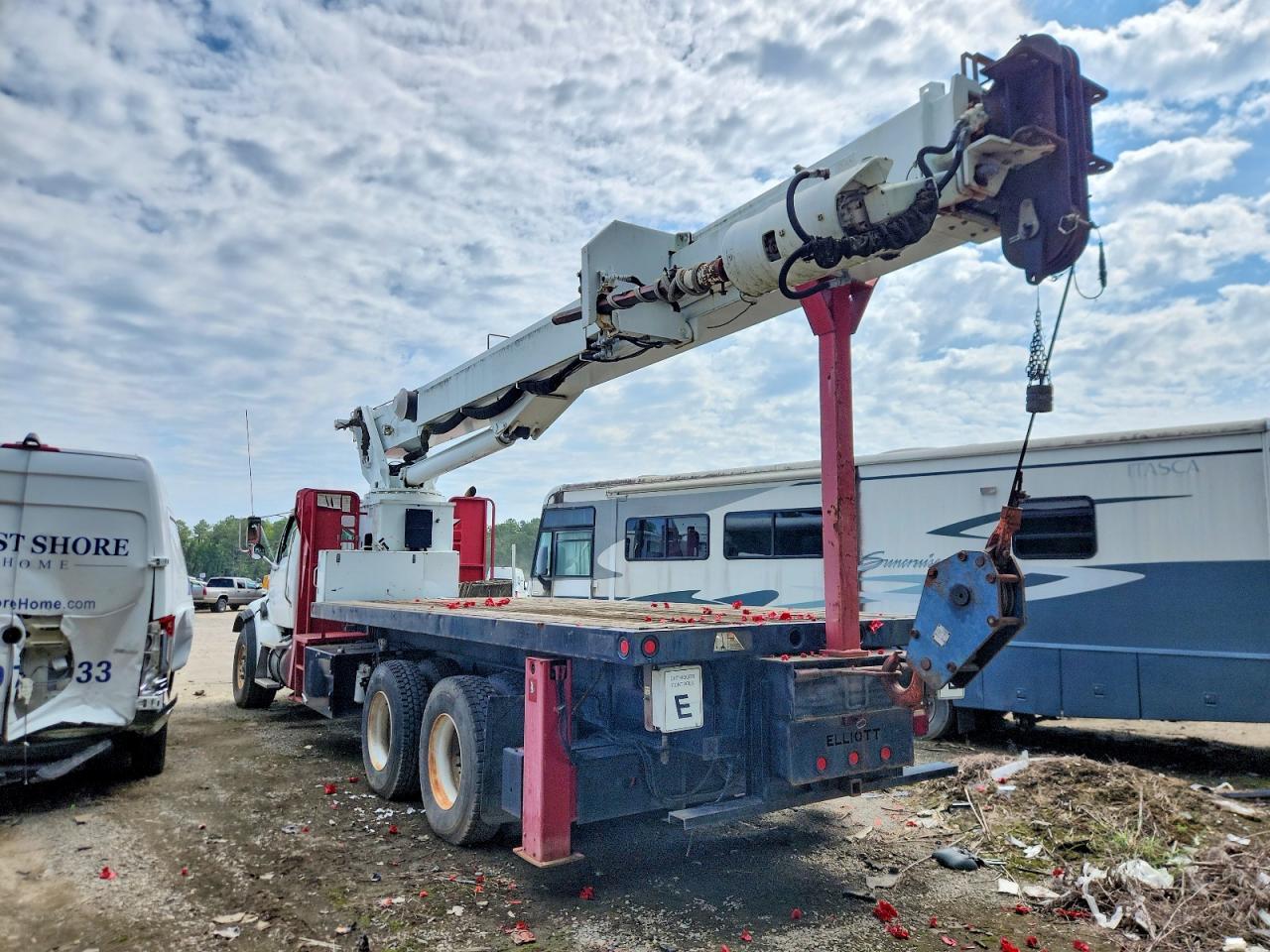 2007 Sterling 2007 Sterling L7500 Crane Truck
