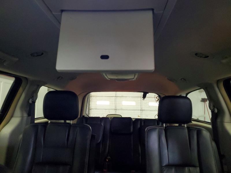 2012 Chrysler Town & Country Touring