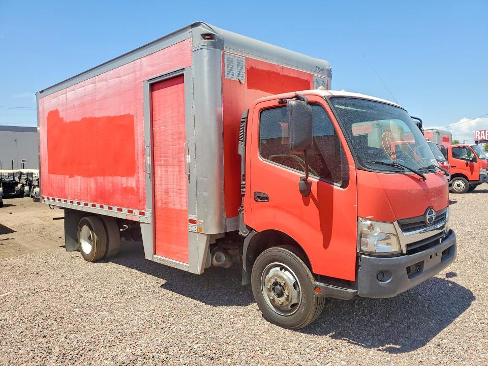 2018 Hino 195 BOX Truck