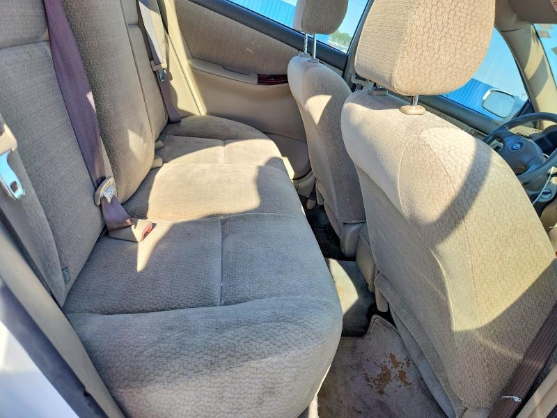 2004 Toyota Corolla le