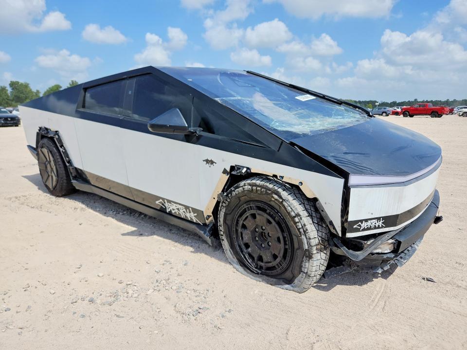 2024 Tesla Cybertruck