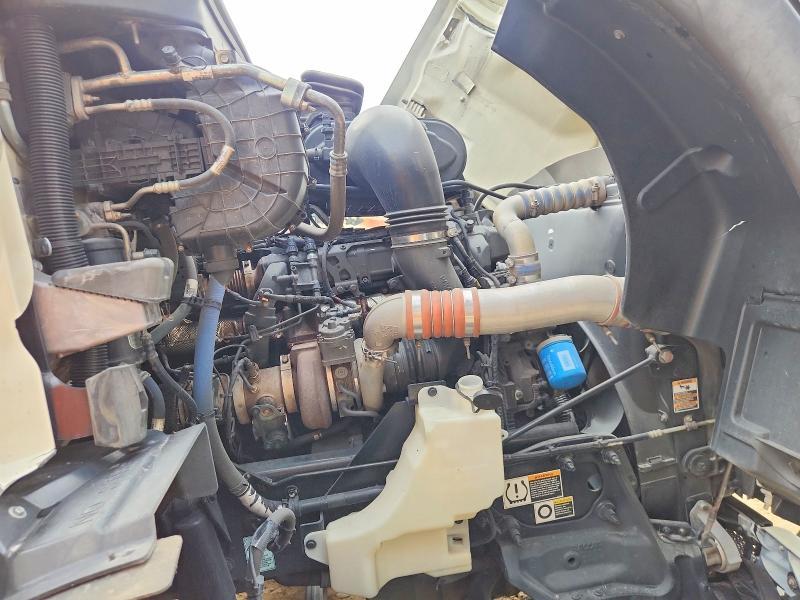 2022 Peterbilt 579 Semi Truck