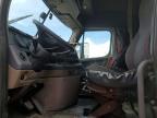2015 Freightliner Cascadia Semi Truck