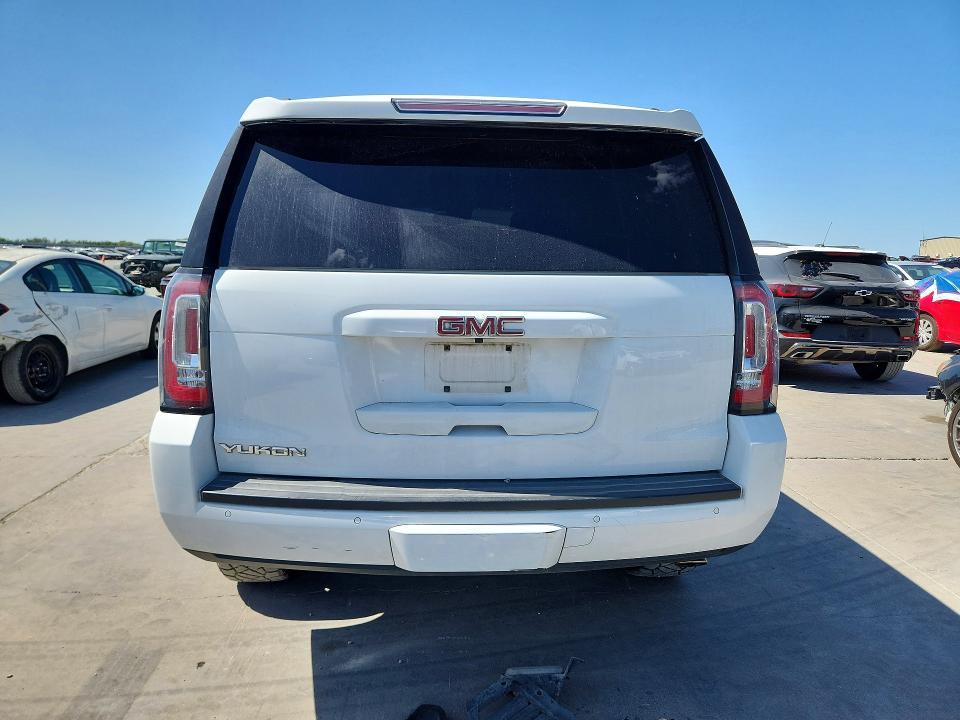 2017 GMC Yukon SLT