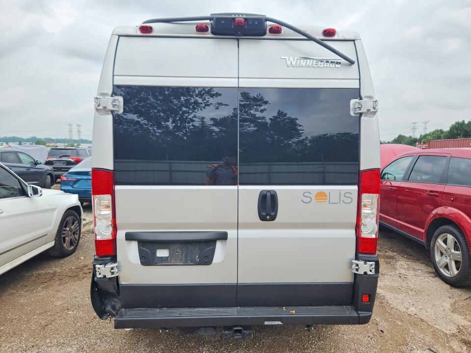 2022 Dodge RAM 2023 Winnebago Solis-RV