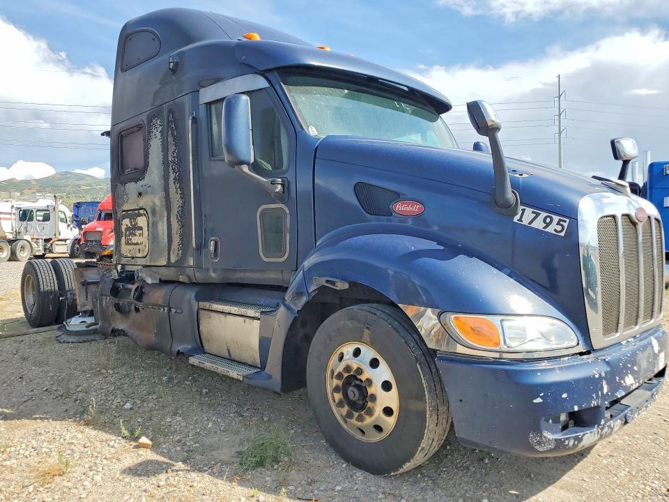 2011 Peterbilt 387