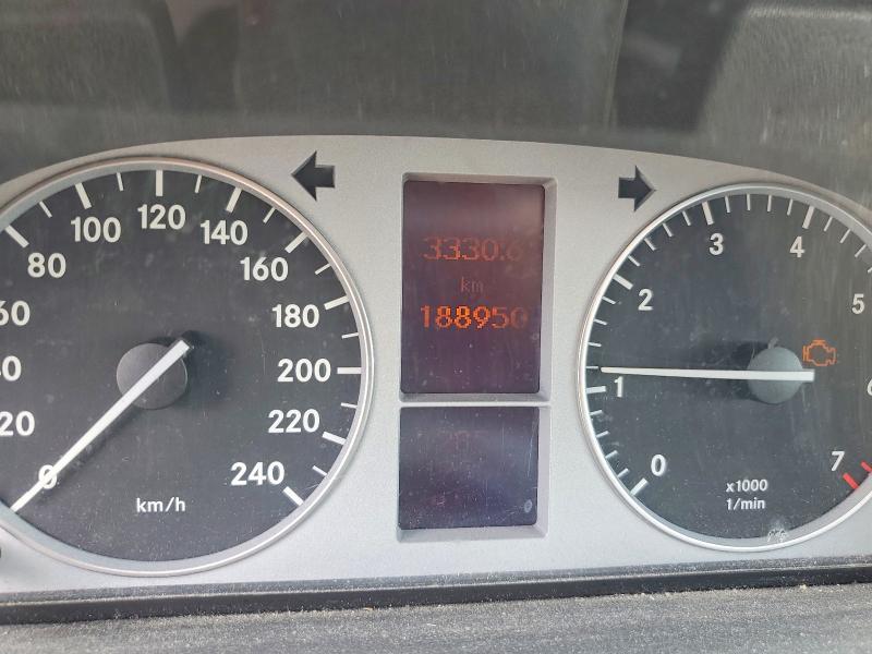 2011 Mercedes-Benz B200