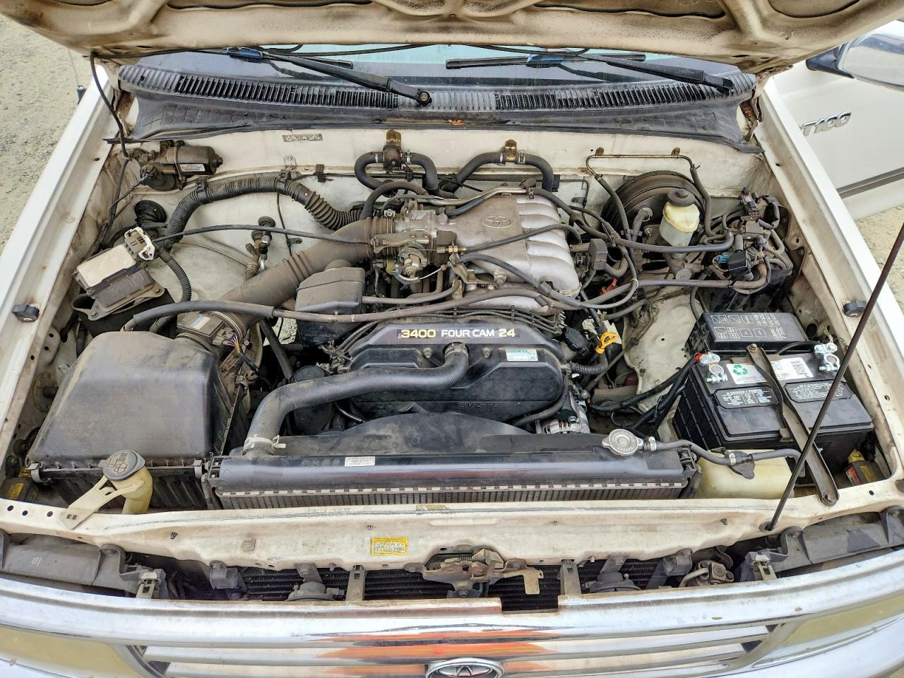 1998 Toyota T100 SR5