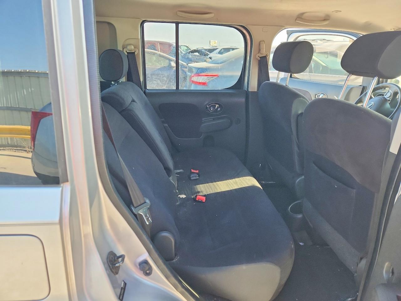 2010 Nissan Cube 1.8