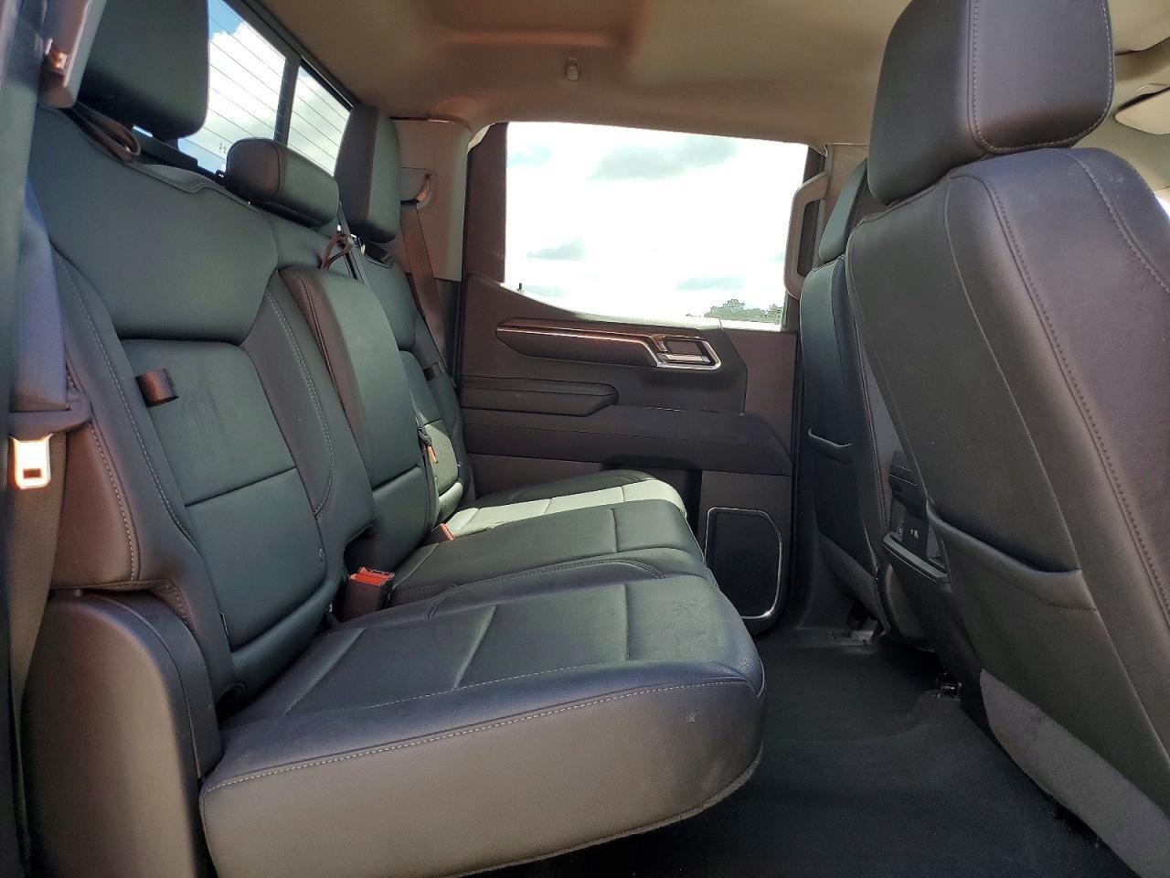 2024 Chevrolet Silverado K1500 LT Trail Boss