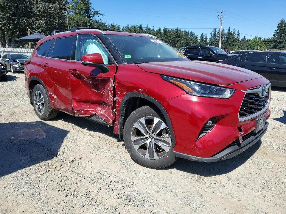 2022 Toyota Highlander Hybrid xle