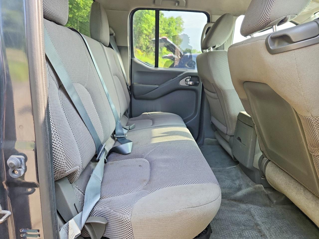 2012 Nissan Frontier S