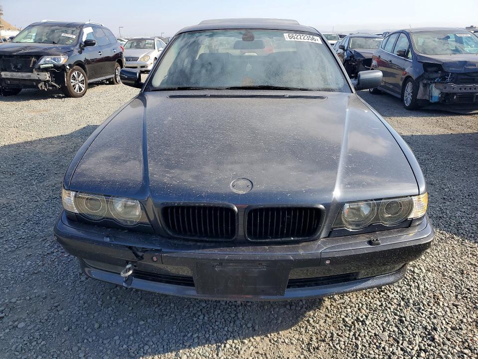 2001 BMW 740 i Automatic
