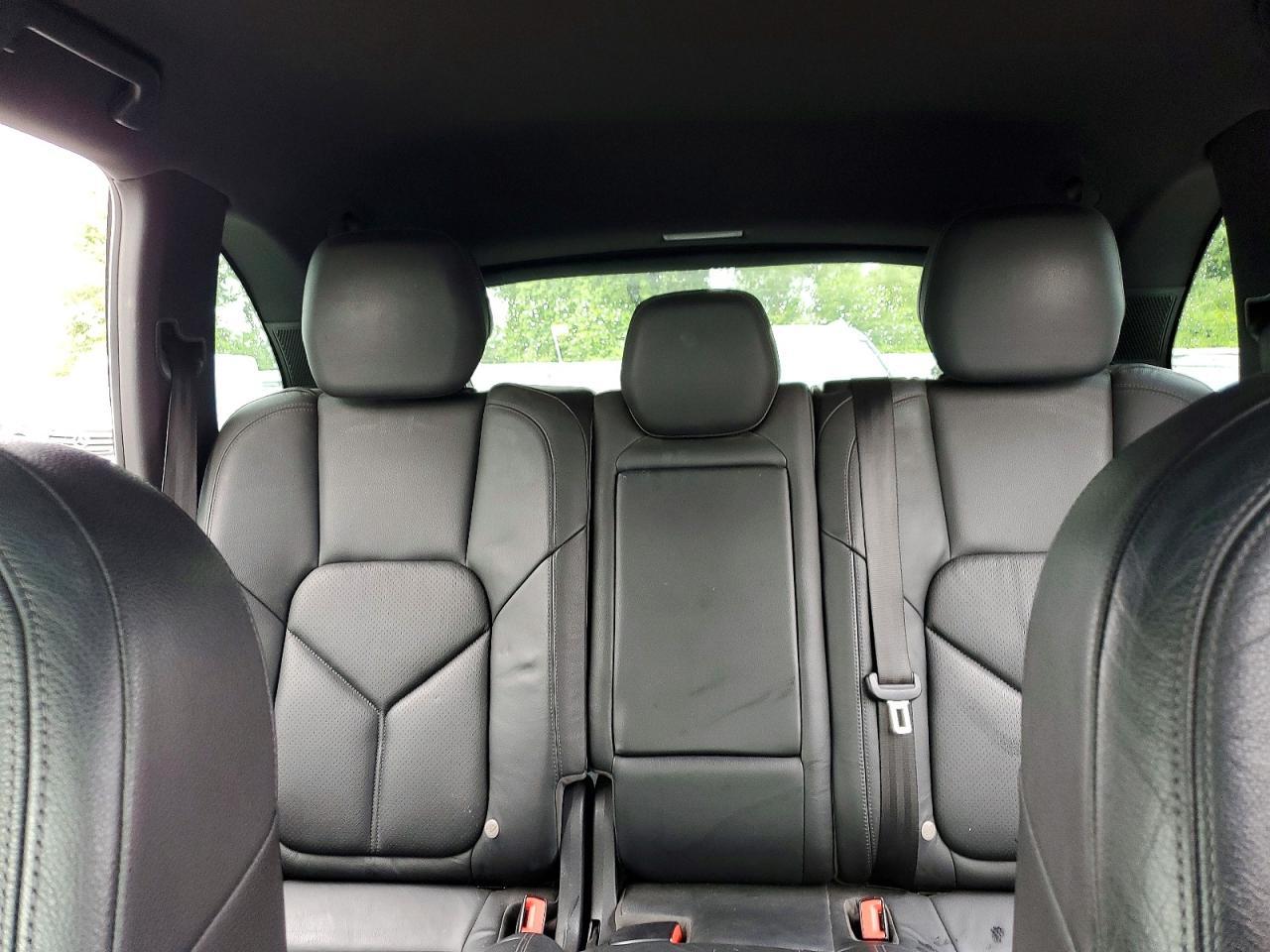 2014 Porsche Cayenne
