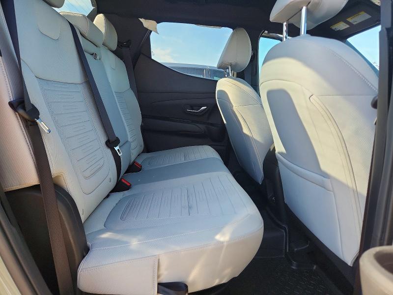 2025 Hyundai Santa Cruz SE
