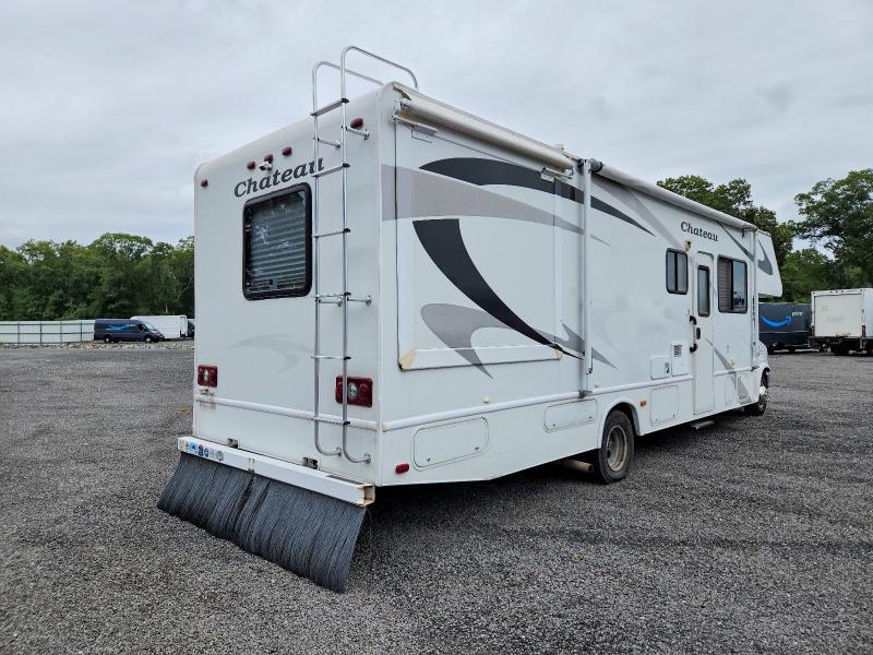 2008 Ford Econoline E450 Super Duty Cutaway Van