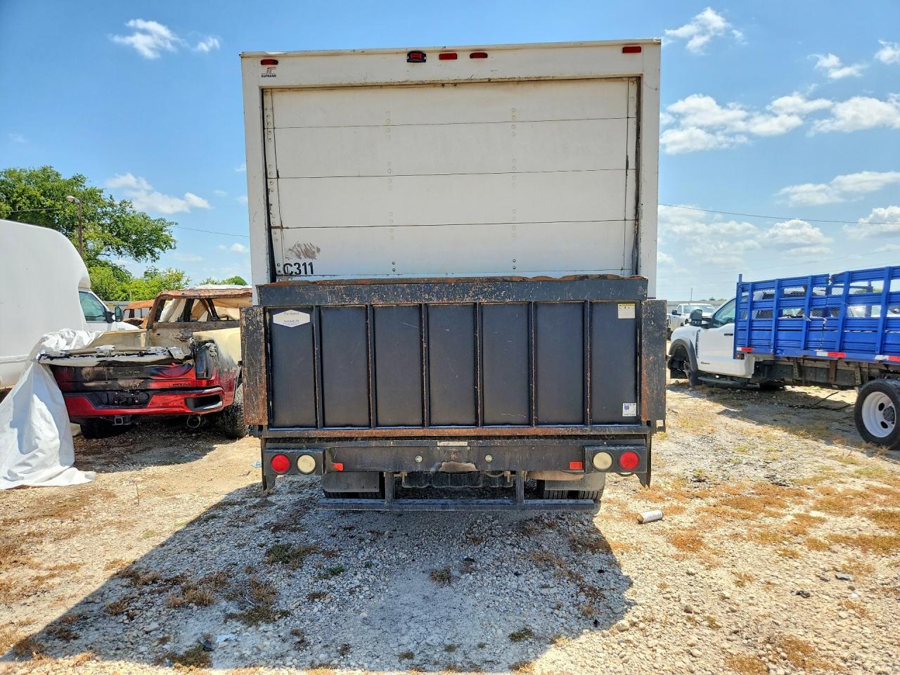 2015 Ford F350 Super Duty BOX Truck