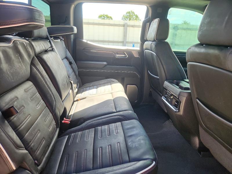 2024 GMC Sierra K1500 AT4X