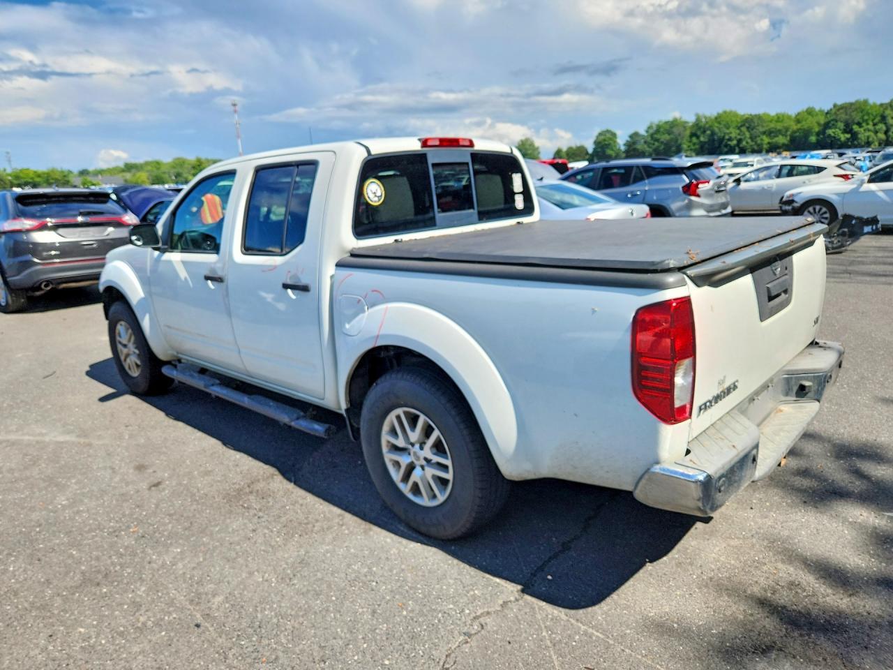 2016 Nissan Frontier SV