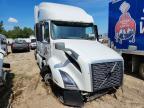 2019 Volvo VNL Semi Truck