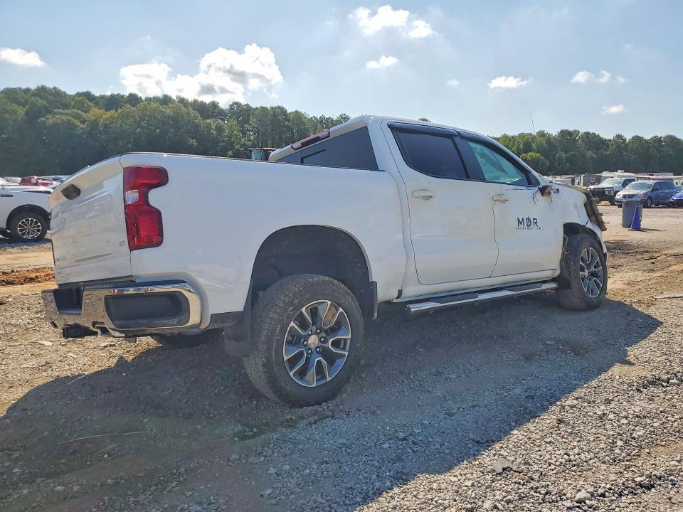 2026 Chevrolet Silverado K1500 LT
