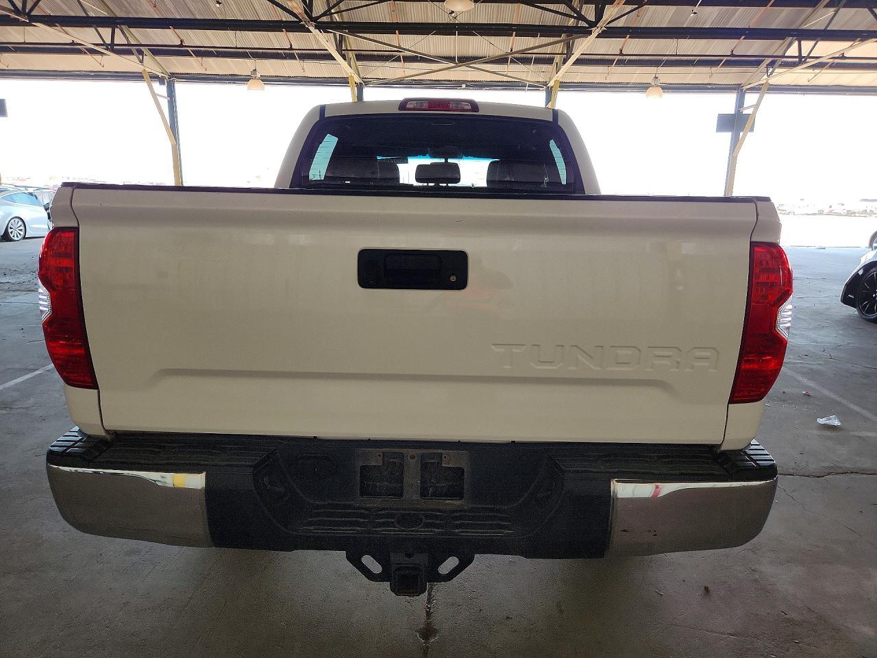 2015 Toyota Tundra SR5