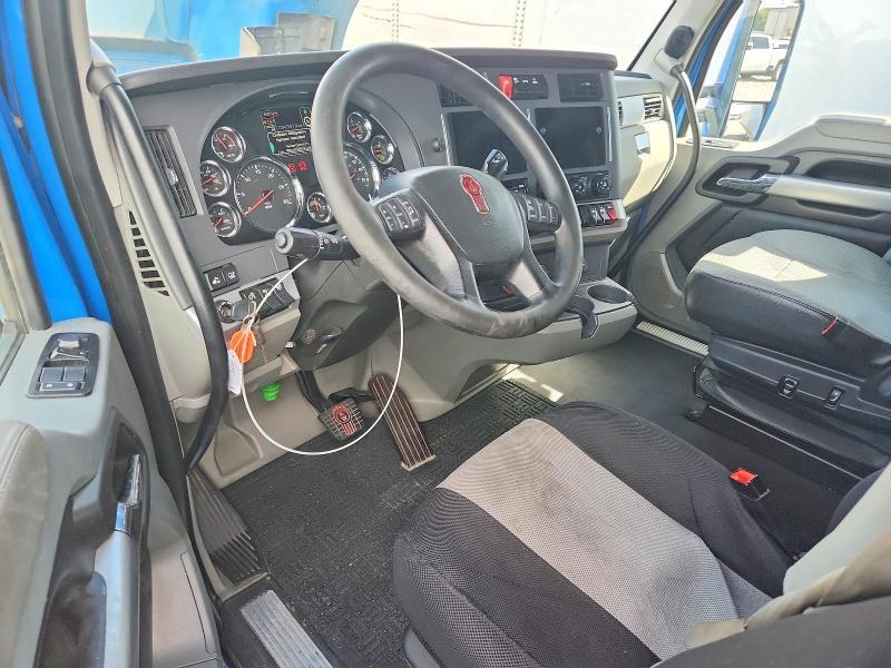 2020 Kenworth T680 Semi Truck