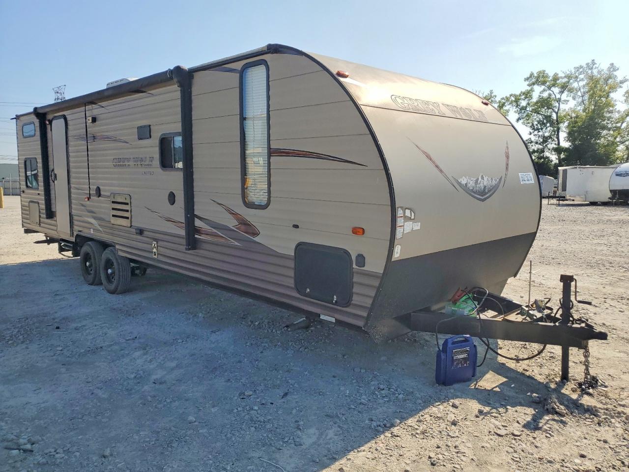2017 Cwln 2017 Cherokee Grey Wolf Camper